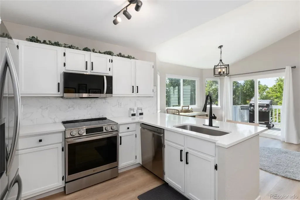 9561 Brentford Drive Littleton CO 80130