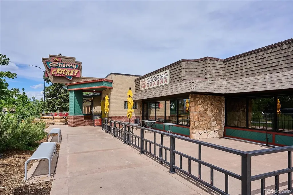5508 S Foresthill Street Littleton CO 80120