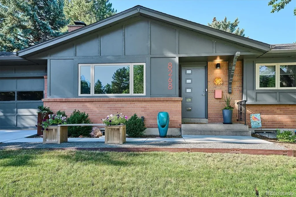 8268 E Lehigh Drive Denver CO 80237