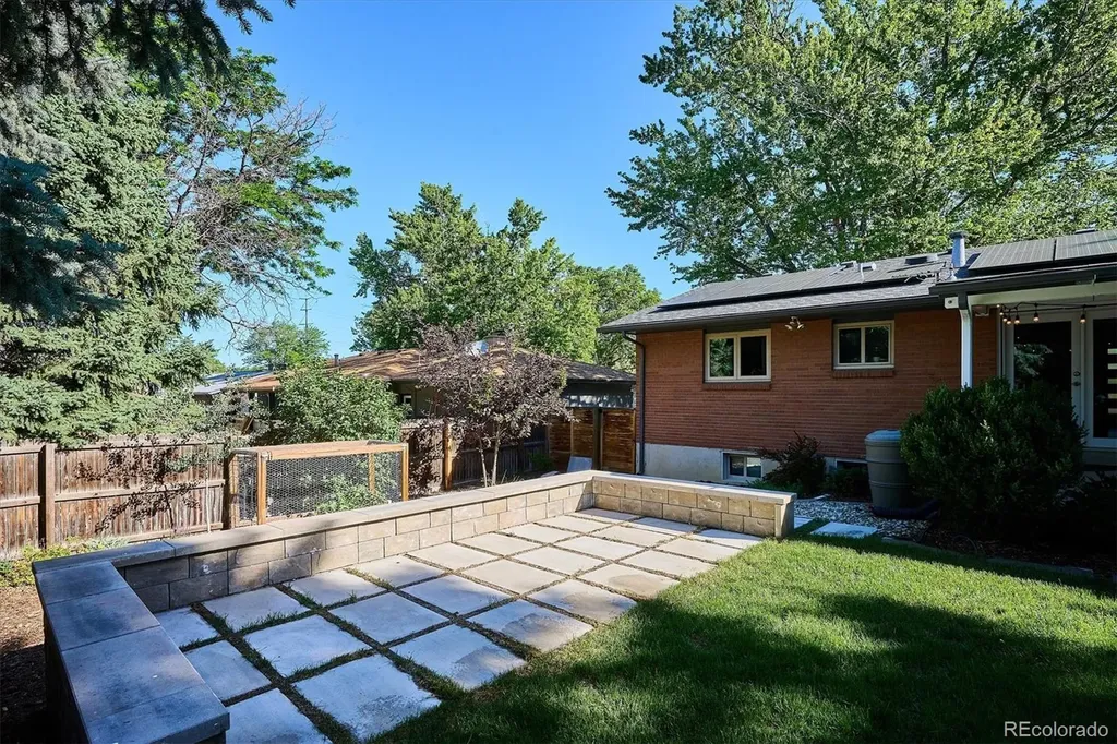 8268 E Lehigh Drive Denver CO 80237