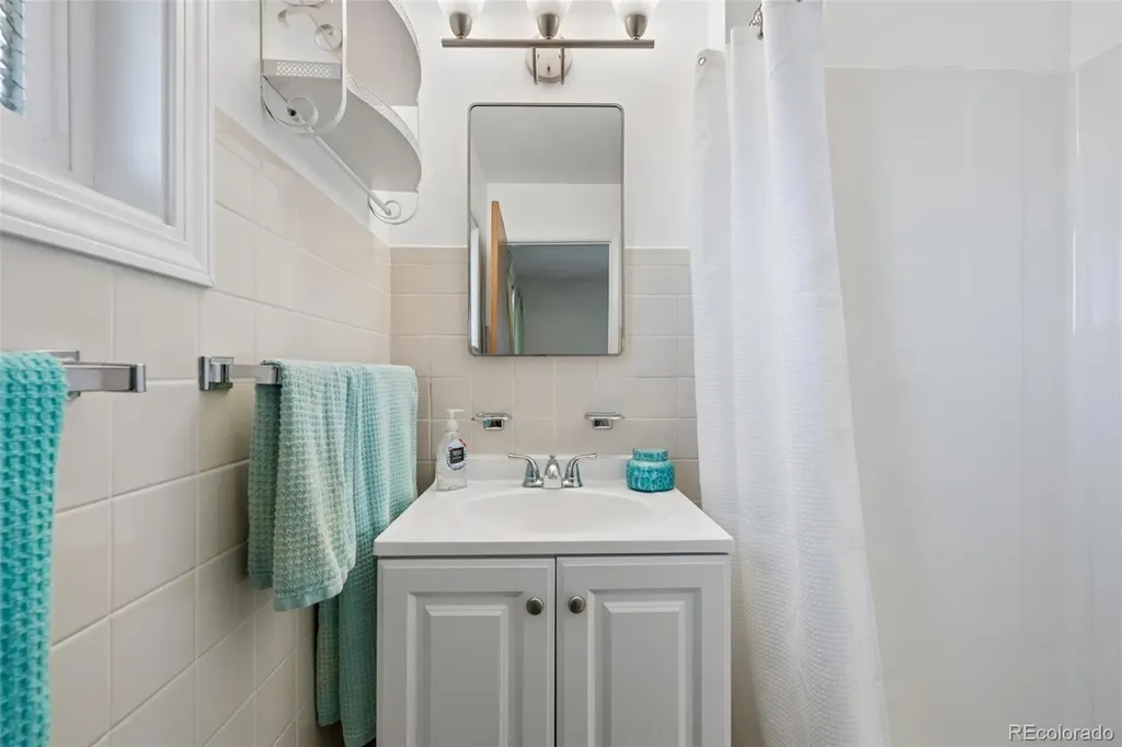 1152 S Vancouver Way Lakewood CO 80228