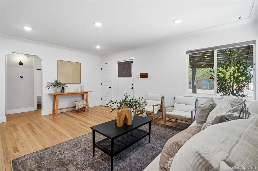 431 Osceola Street Denver CO 80204