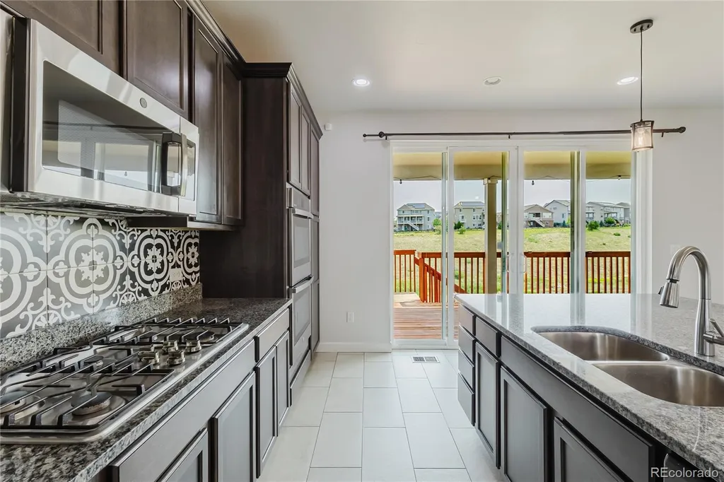 22691 E Narrowleaf Circle Aurora CO 80016