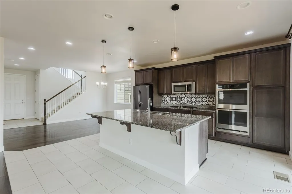 22691 E Narrowleaf Circle Aurora CO 80016