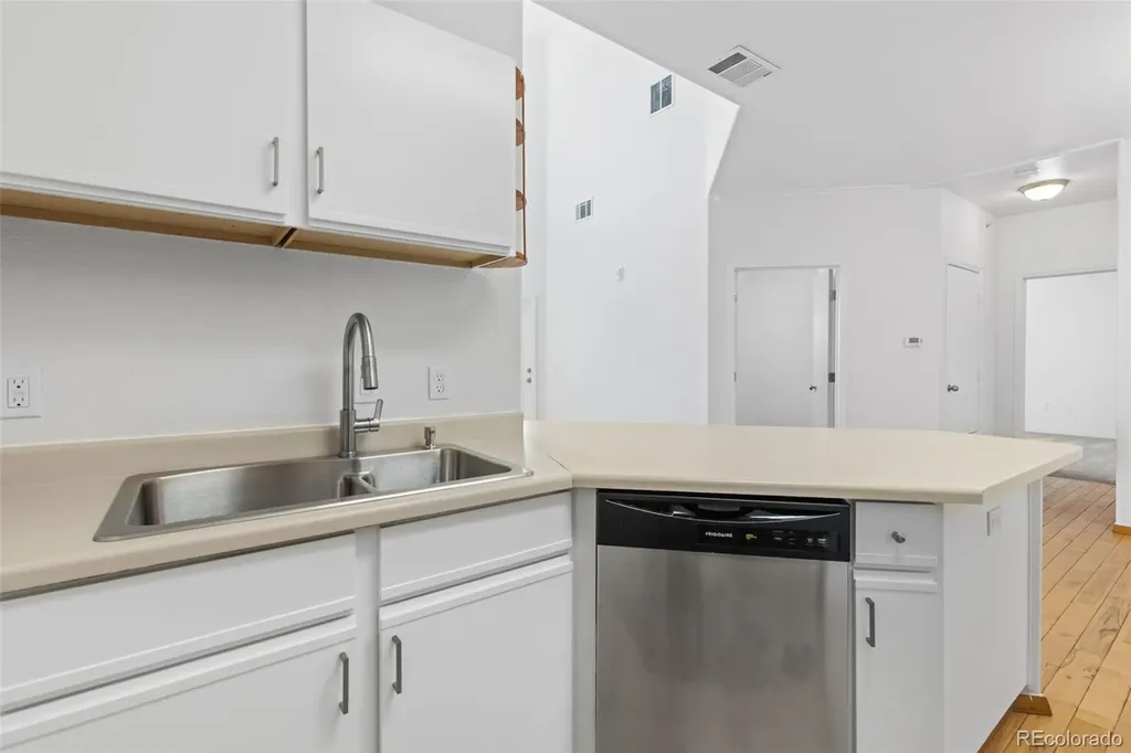 18930 E Warren Circle Aurora CO 80013