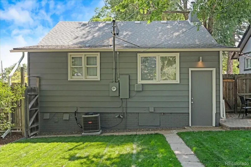 3559 N Jackson Street Denver CO 80205