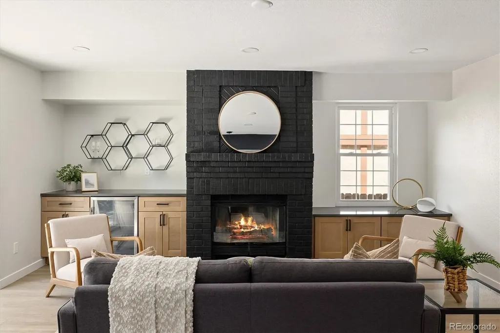 10471 Hoyt Way Broomfield CO 80021