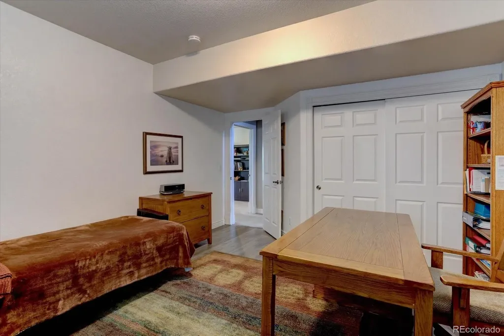 9557 W Plymouth Avenue Littleton CO 80128