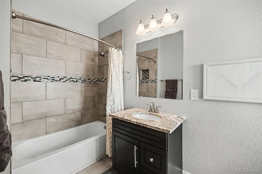 9985 W 32nd Avenue Wheat Ridge CO 80033