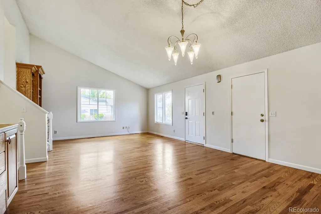 17483 E Temple Drive Aurora CO 80015