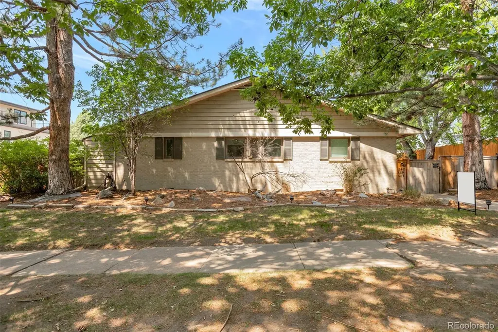 549 Detroit Street Denver CO 80206