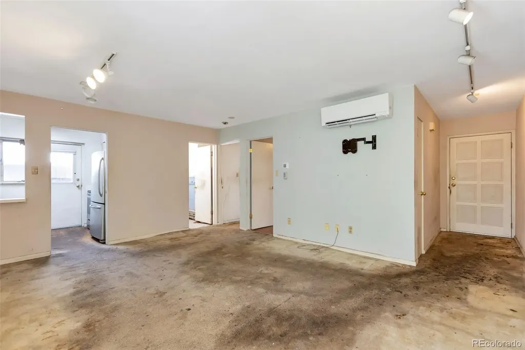 549 Detroit Street Denver CO 80206