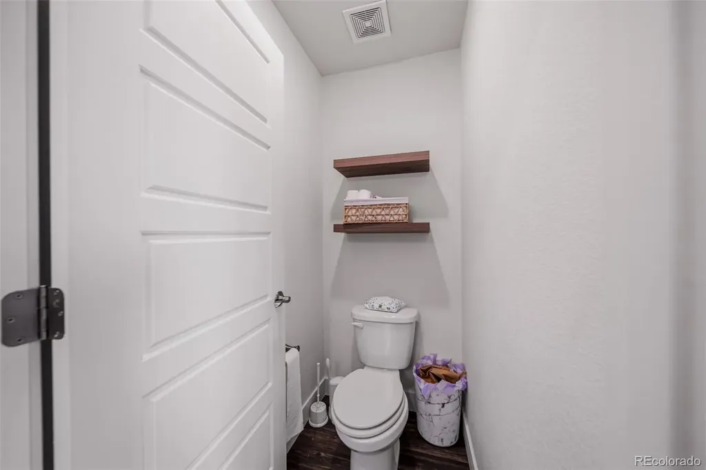 10178 Walden Court Commerce City CO 80022