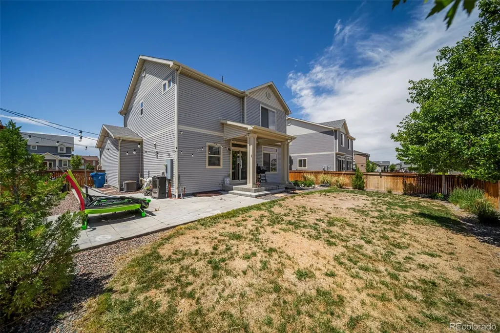 10178 Walden Court Commerce City CO 80022