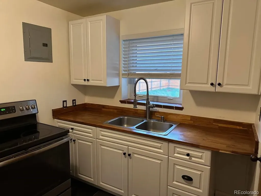 2050 Perry Street Denver CO 80212