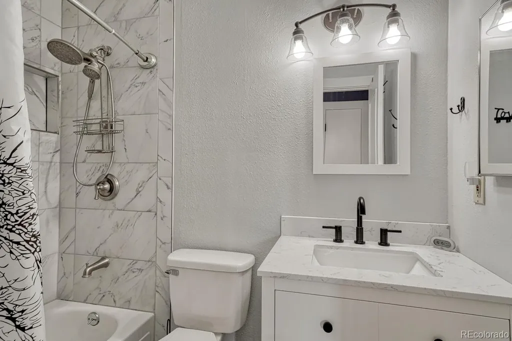 3448 S Kalispell Street Aurora CO 80013