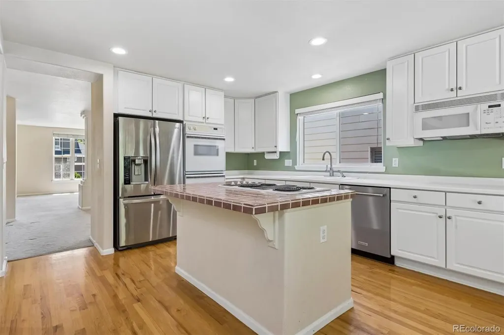 5725 Glenstone Drive Littleton CO 80130