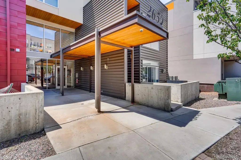 2650 W Front View Crescent Drive Denver CO 80211