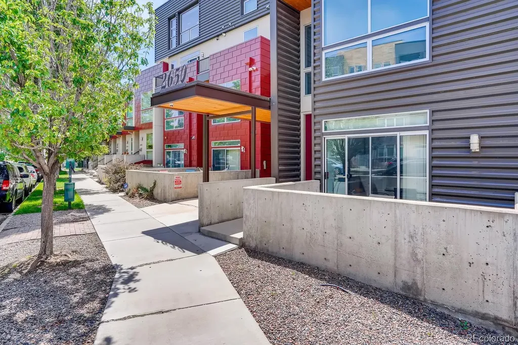 2650 W Front View Crescent Drive Denver CO 80211