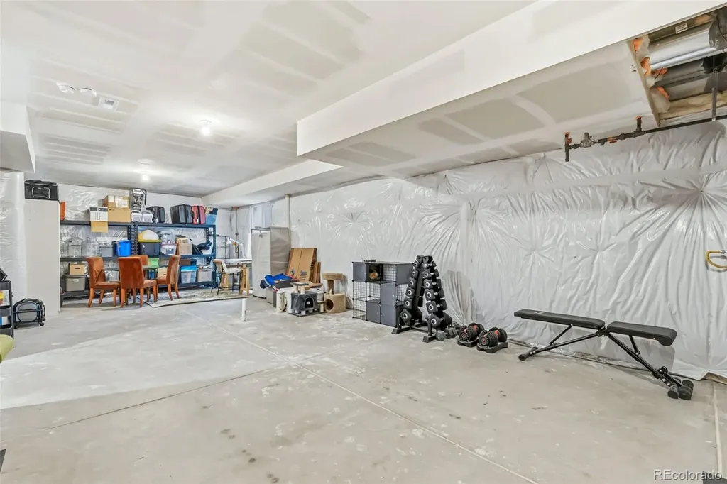 6306 N Elmira Court Denver CO 80238