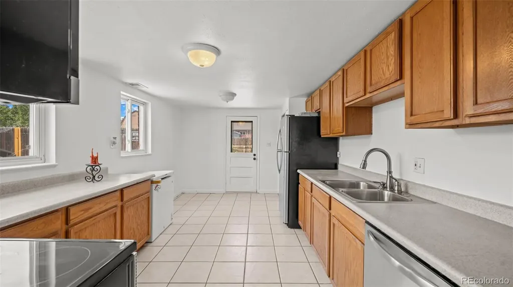 9251 Race Street Denver CO 80229