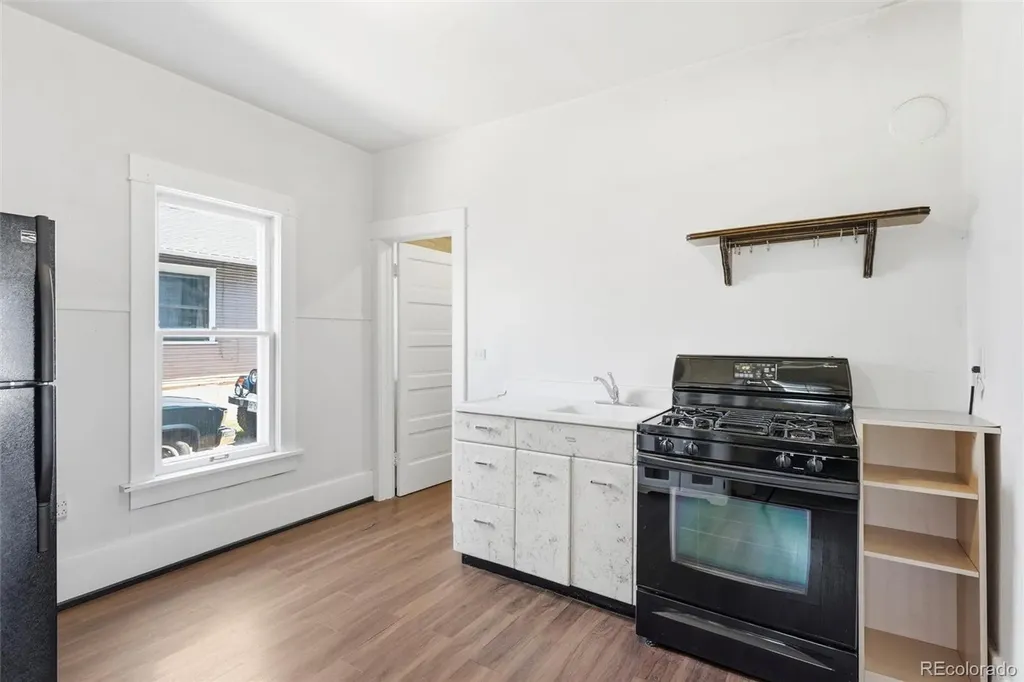 2531 Eaton Street Edgewater CO 80214
