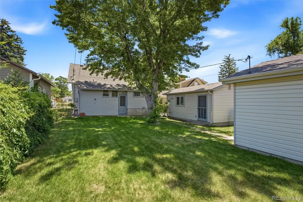 2531 Eaton Street Edgewater CO 80214