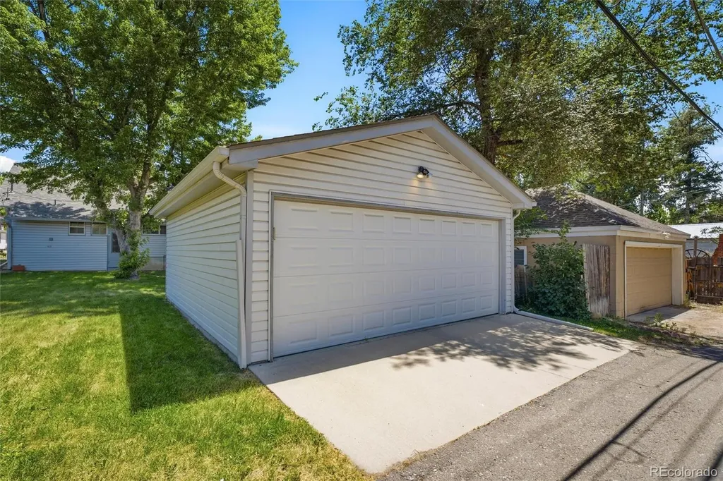 2531 Eaton Street Edgewater CO 80214