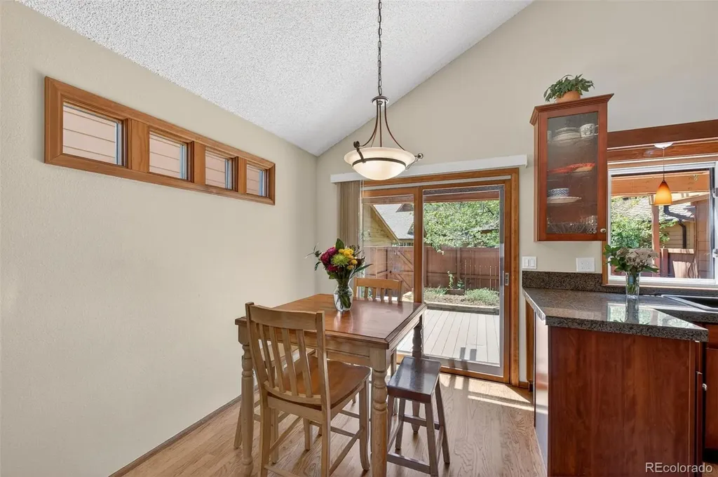 43 S Eagle Circle Aurora CO 80012