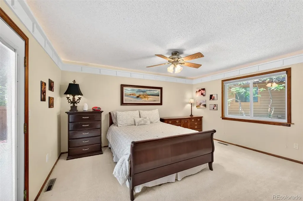 43 S Eagle Circle Aurora CO 80012