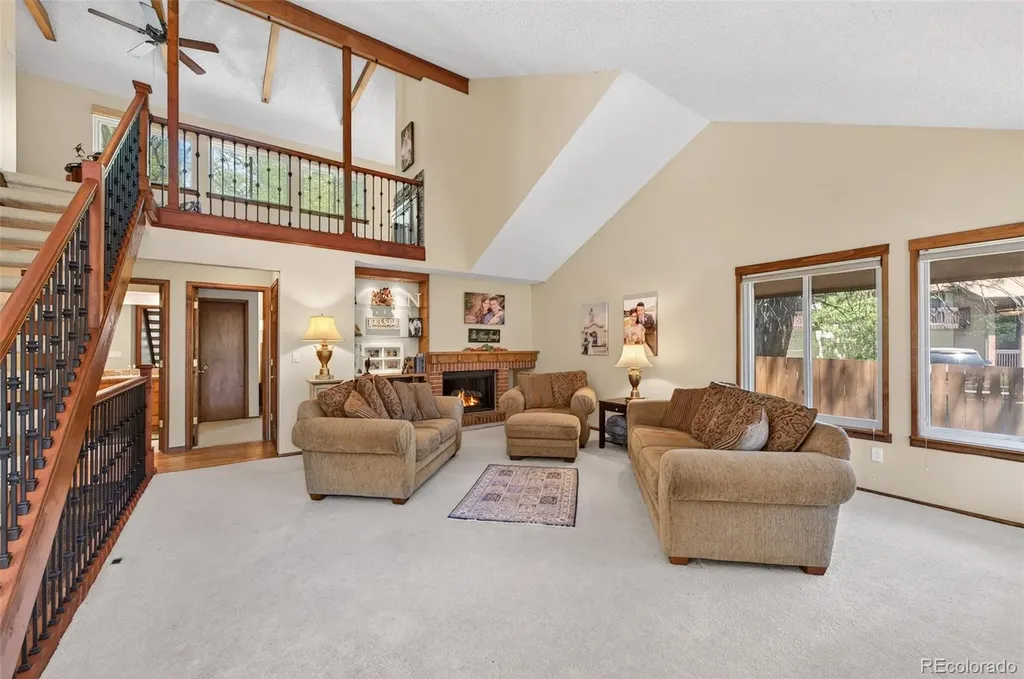 43 S Eagle Circle Aurora CO 80012