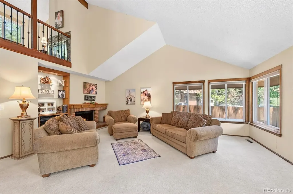 43 S Eagle Circle Aurora CO 80012