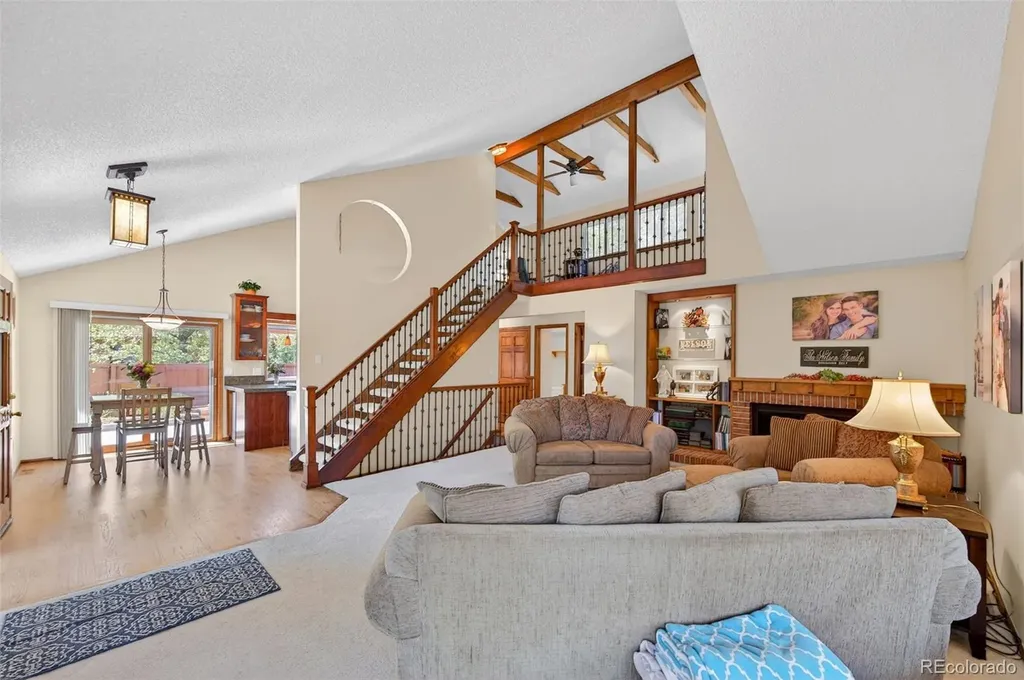 43 S Eagle Circle Aurora CO 80012
