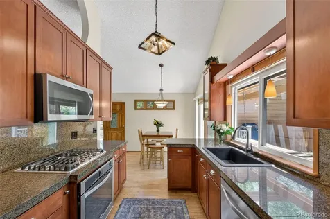 43 S Eagle Circle Aurora CO 80012