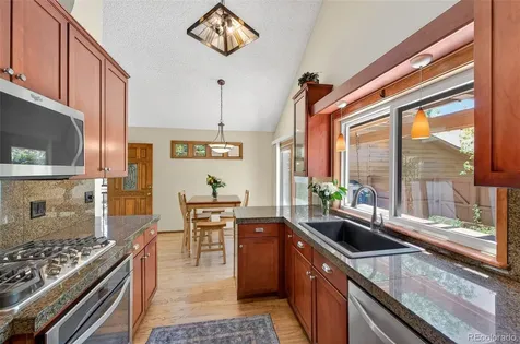 43 S Eagle Circle Aurora CO 80012