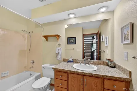 43 S Eagle Circle Aurora CO 80012