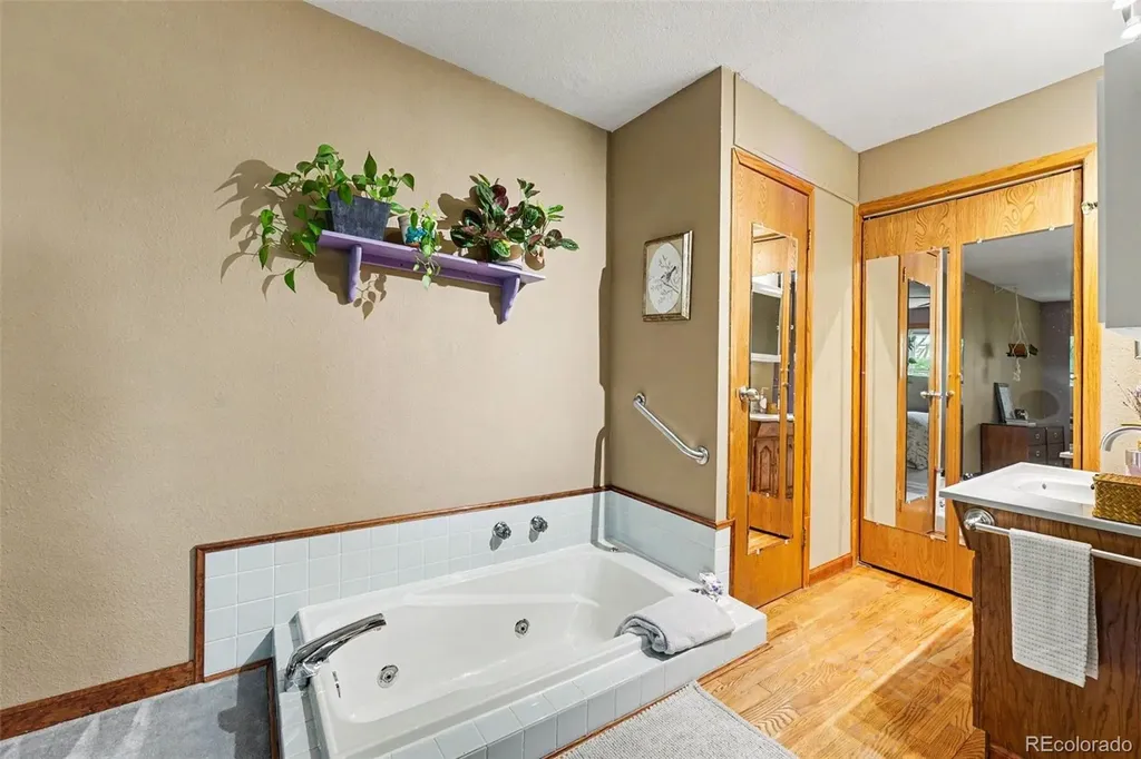 8789 W 68th Avenue Arvada CO 80004