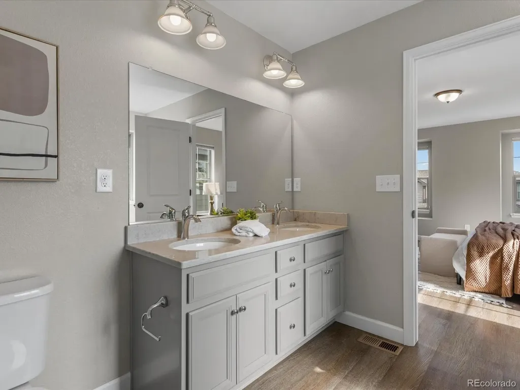 5815 Boston Court Denver CO 80238