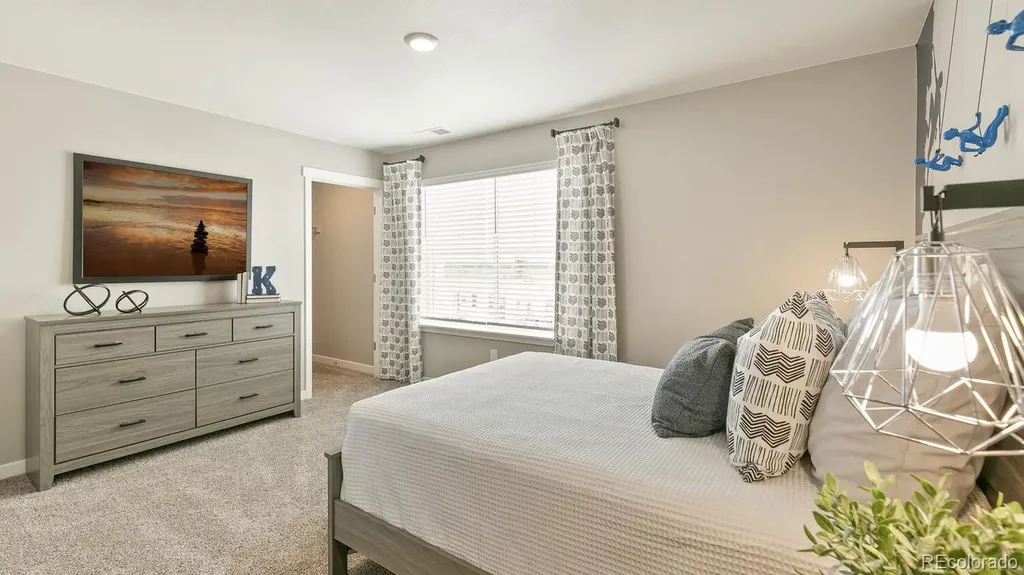43168 Ganton Club Street Elizabeth CO 80107