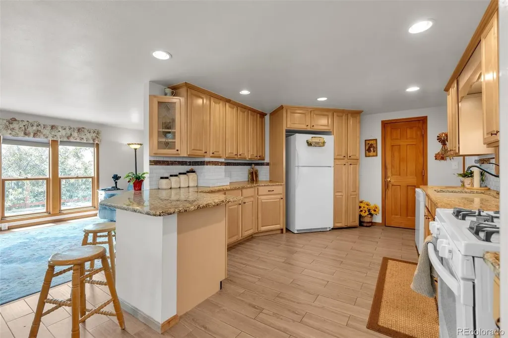 809 Buffalo Trail Elizabeth CO 80107
