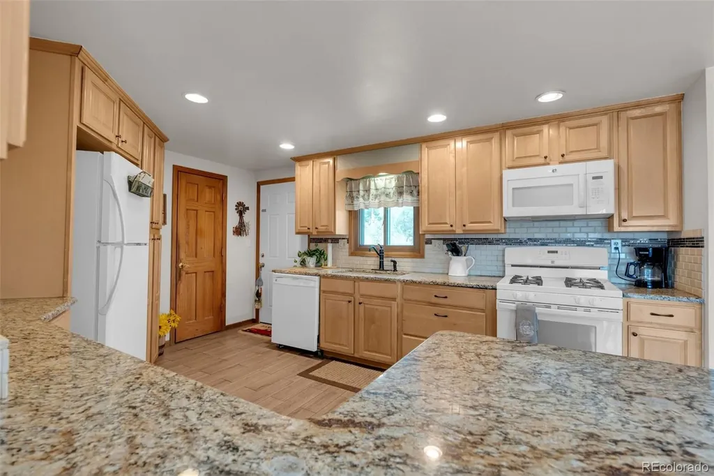 809 Buffalo Trail Elizabeth CO 80107