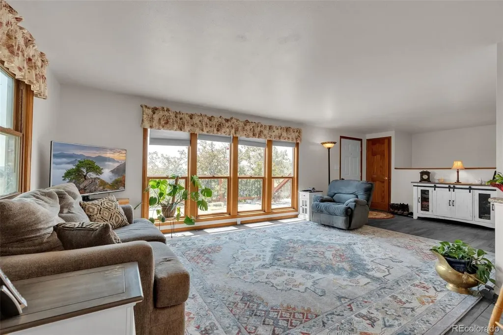 809 Buffalo Trail Elizabeth CO 80107