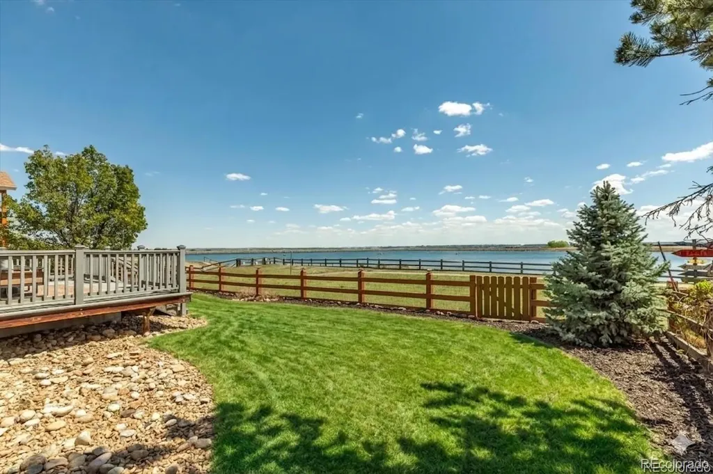 4472 Eagle River Run Broomfield CO 80023