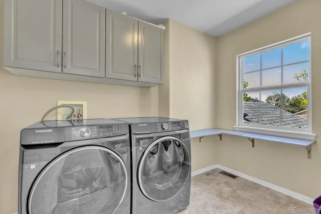 4472 Eagle River Run Broomfield CO 80023