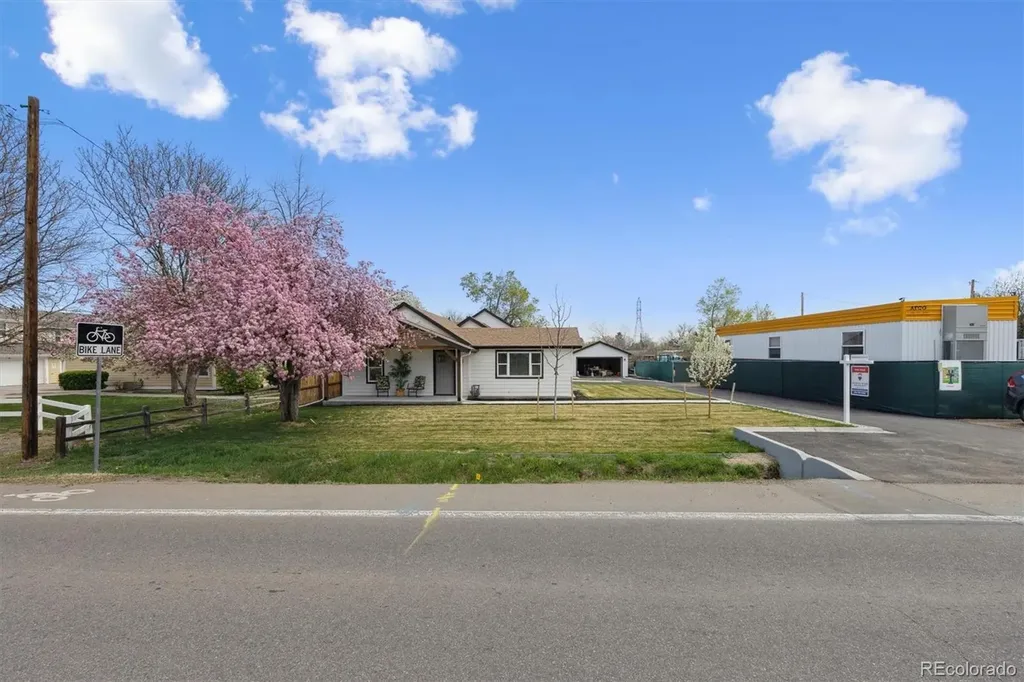 20 S Harlan Street Lakewood CO 80226