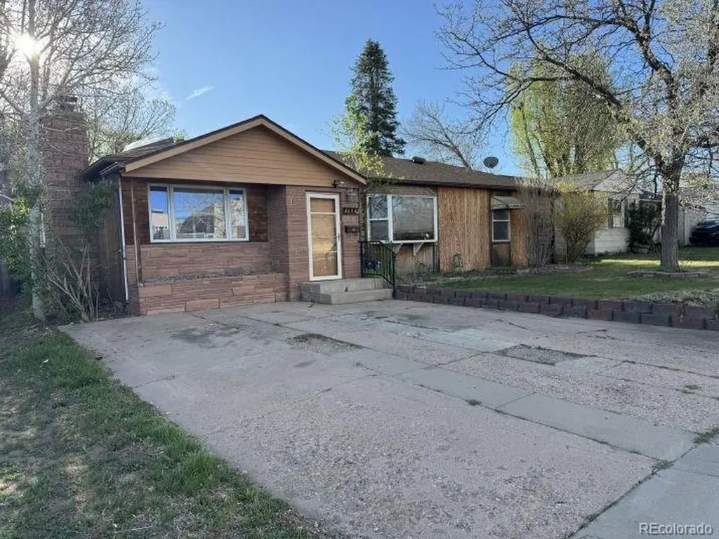 4654 S Delaware Street Englewood CO 80110