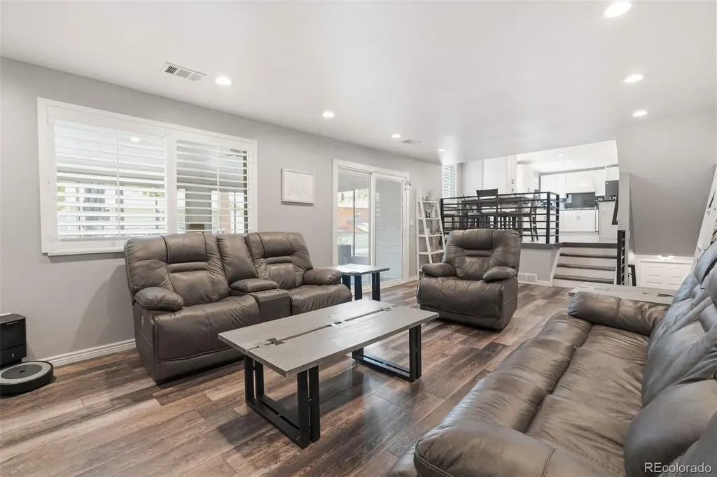 9425 W Geddes Place Littleton CO 80128