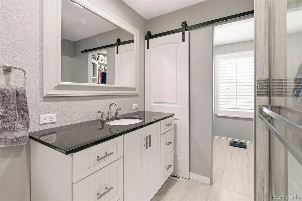 9425 W Geddes Place Littleton CO 80128