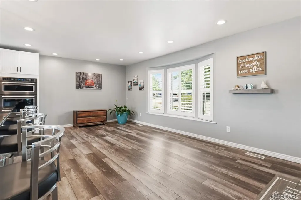 9425 W Geddes Place Littleton CO 80128