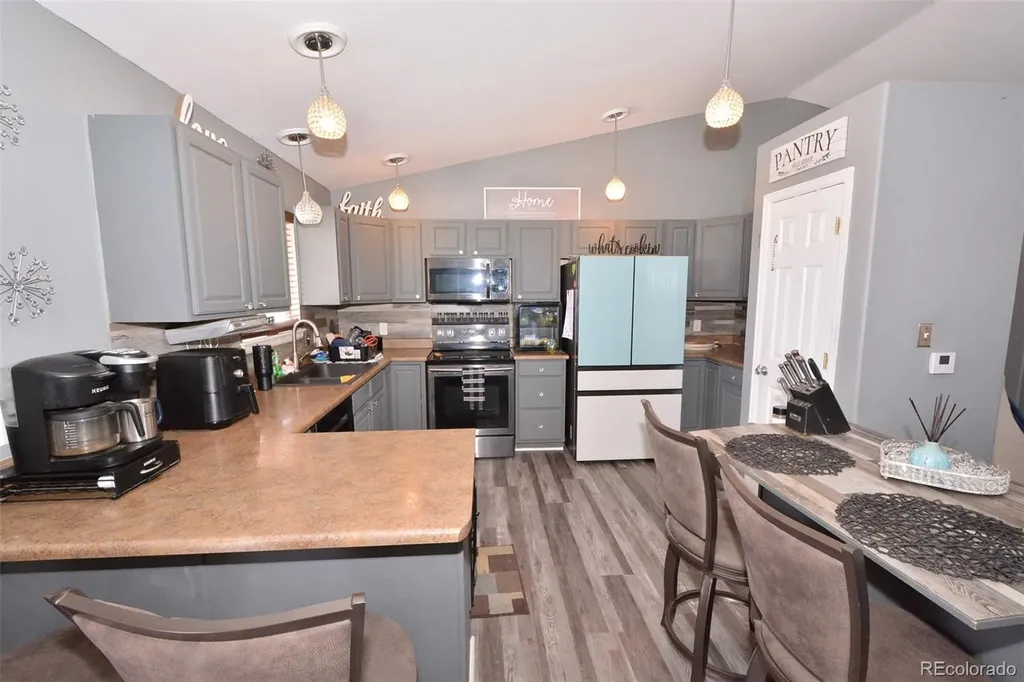 671 N Mcculloch Boulevard Pueblo West CO 81007